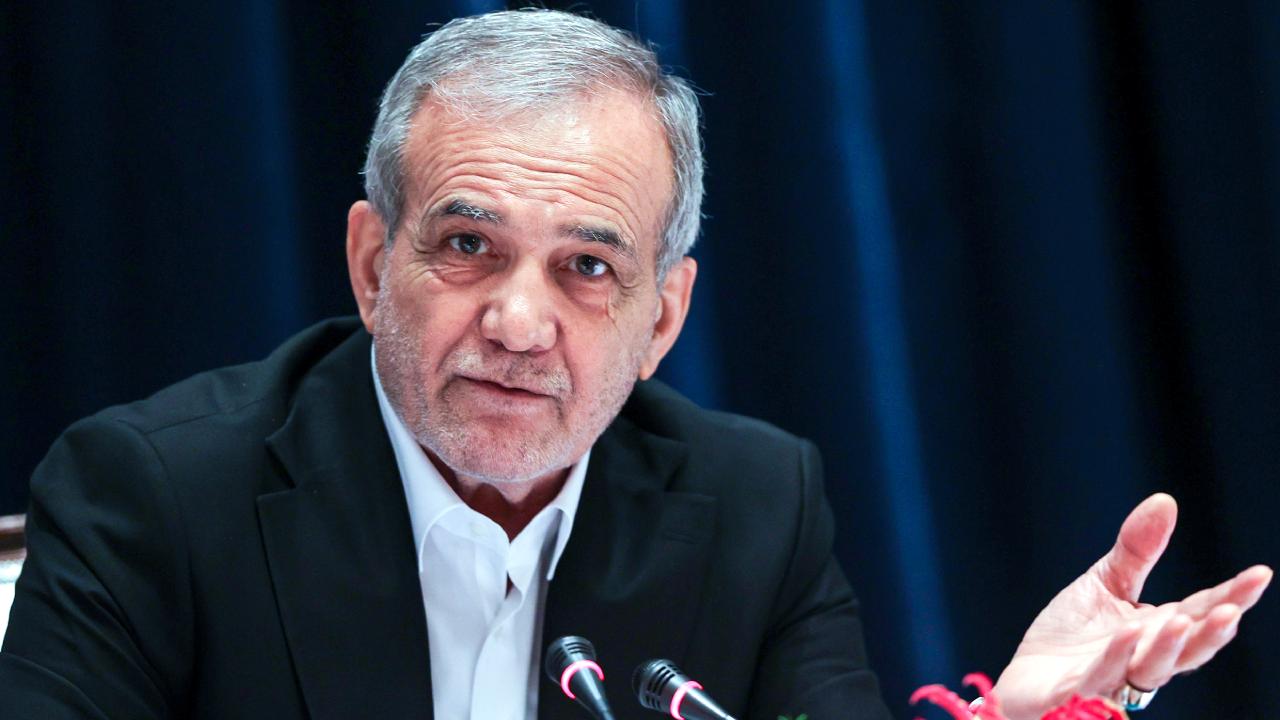 Pezeşkiyan: Dünyaya, nükleer silah peşinde olmadığımıza ilişkin güvence vermeye hazırız