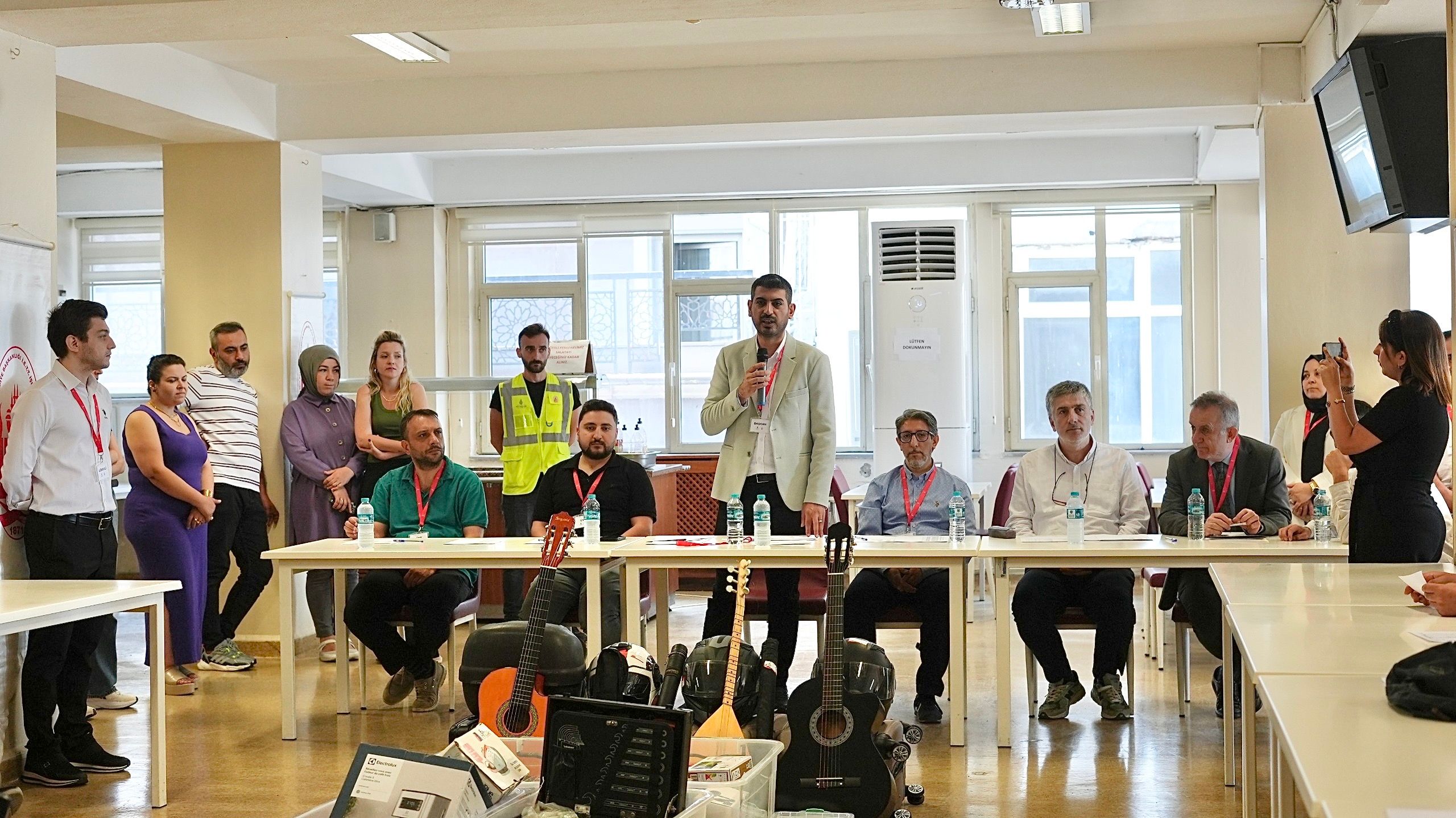 İETT’DE BULUNMUŞ EŞYALAR MÜZAYEDE SATIŞANA ÇIKTI