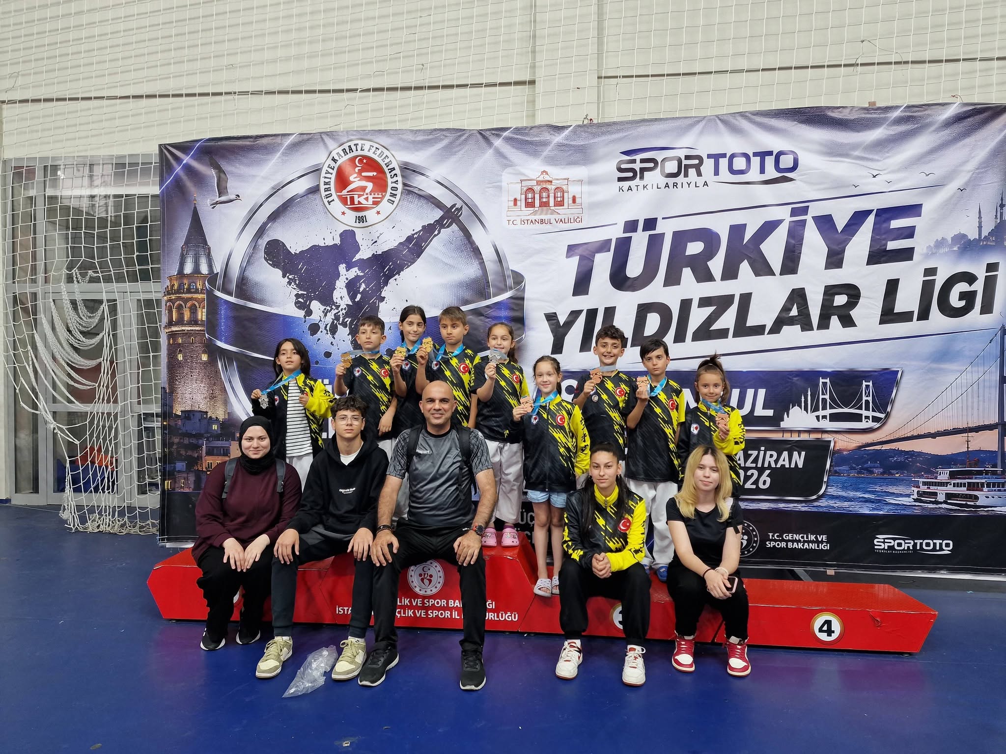 Silivri Karate Spor Kulübü'nden Premier Lig'de Madalya Yağmuru