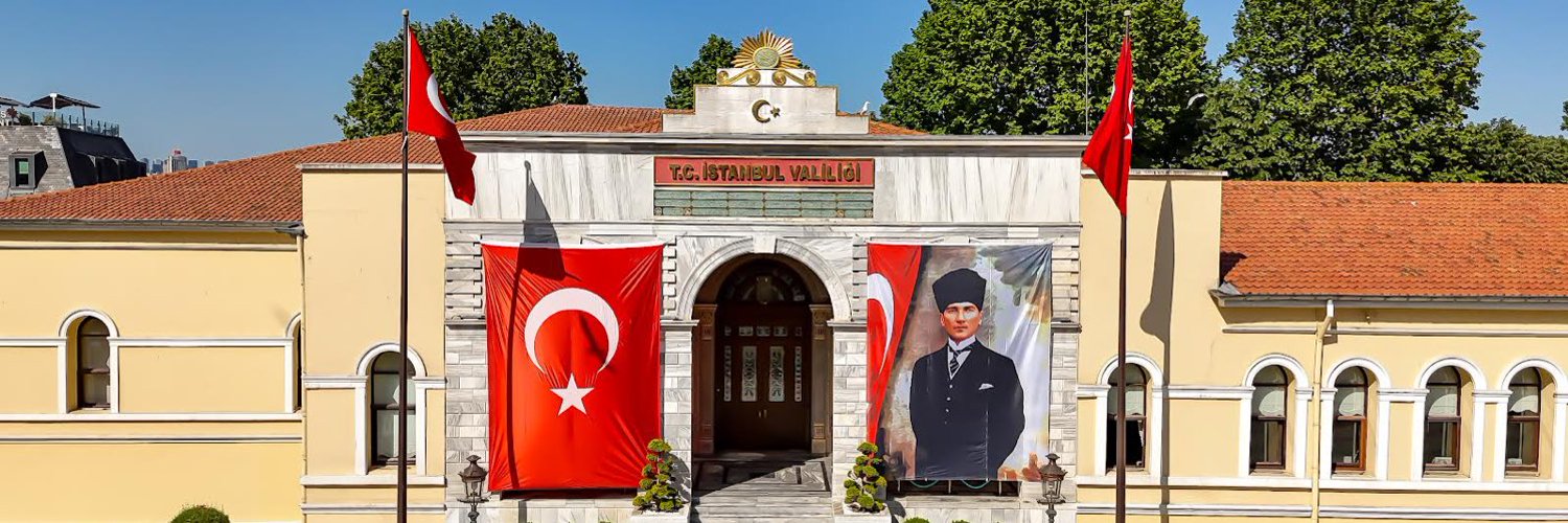 İstanbul’da Eğitime Bir Gün Ara: Valilikten Fırtına Ve Sağanak Kararı