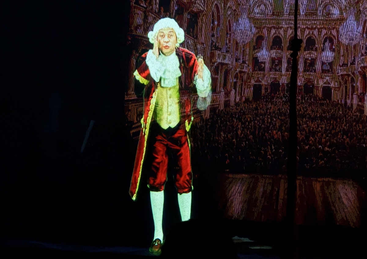 Mozart Yüzyıllar Sonra Hologram Teknolojisiyle Beyoğlu’nda Sahneye Çıkıyor