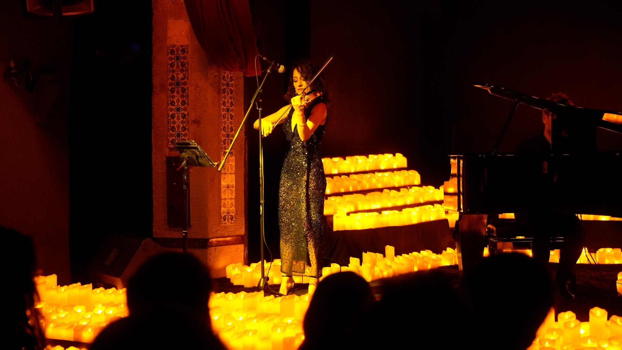 Yeni Sezonun İlk Konserini Beyoğlu Sahne'de Gerçekleştirdi